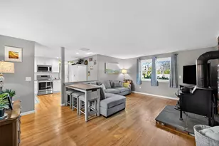 68 Kent Ln, South Windsor, CT 06074 - Photo 2