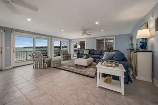 223 Giants Neck Rd, East Lyme, CT 06357 - Photo 10