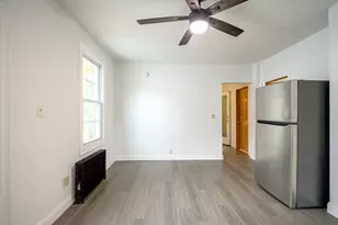 81 W Town St, Norwich, CT 06360 - Photo 12