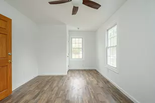 81 W Town St, Norwich, CT 06360 - Photo 18