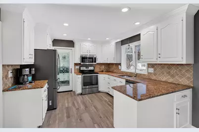 8 Trevor Lane, East Granby, CT 06026 - Photo 12