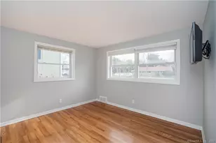 34 John Smith Dr, West Hartford, CT 06107 - Photo 20