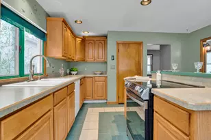 22 Lewis St, Naugatuck, CT 06770 - Photo 12