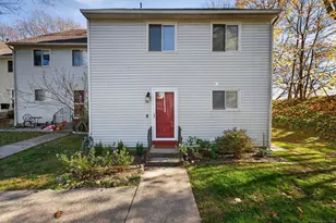 30 Larkspur Dr, Cromwell, CT 06416 - Photo 1