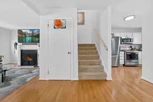 30 Larkspur Dr, Cromwell, CT 06416 - Photo 8