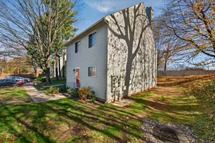 30 Larkspur Dr, Cromwell, CT 06416 - Photo 32