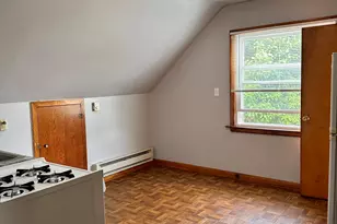 122 Hansen Ave, Bridgeport, CT 06605 - Photo 4