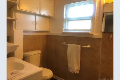 30 Seemans Lane, Milford, CT 06460 - Photo 8