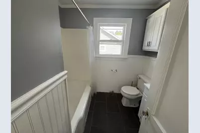 486 Mohegan Avenue Parkway, Waterford, CT 06375 - Photo 8