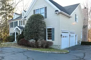 368 Hoyt St, Darien, CT 06820 - Photo 2