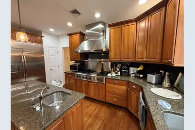 368 Hoyt Street, Darien, CT 06820 - Photo 8