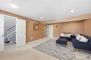 15 Mulberry Ln, Middletown, CT 06457 - Photo 8