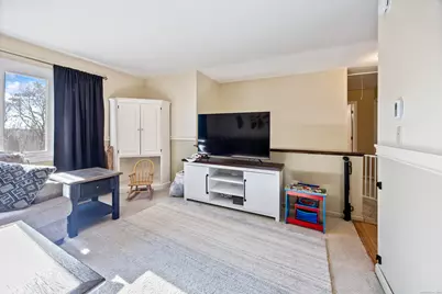 25 Parkwood Avenue, Waterbury, CT 06708 - Photo 8