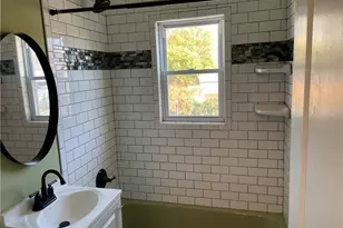 213 Larkin Ct, Stratford, CT 06615 - Photo 18