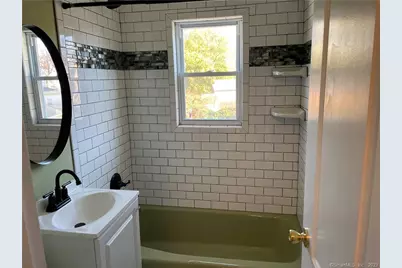 213 Larkin Court, Stratford, CT 06615 - Photo 16