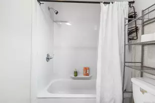 212 Denver Ave, Bridgeport, CT 06605 - Photo 22
