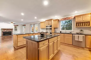 5 Cranberry Ln, Ellington, CT 06029 - Photo 4