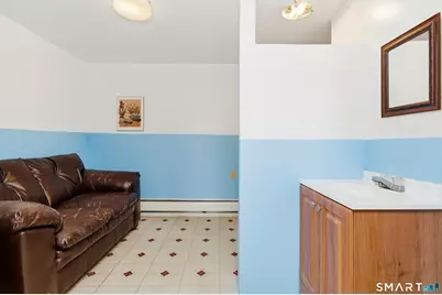 185 Bishop Street, Waterbury, CT 06704 - Photo 24