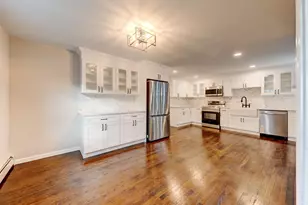 70 Ingleside Dr, Hamden, CT 06514 - Photo 10