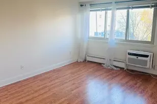 104 North St, Stamford, CT 06902 - Photo 6