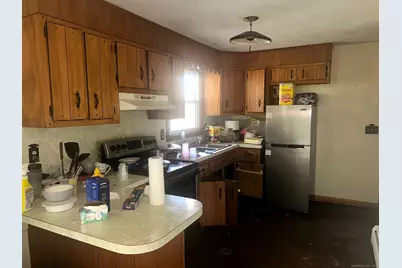 661 Allen Avenue, Meriden, CT 06451 - Photo 8