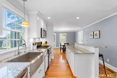 154 Clifton Avenue, West Hartford, CT 06107 - Photo 10