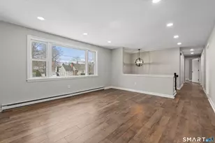 51 Sperry Ln, Meriden, CT 06451 - Photo 8