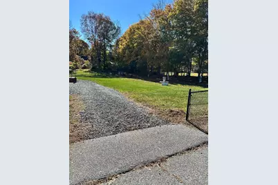 79 South B Street, Norwich, CT 06380 - Photo 2