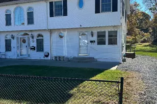 79 S B St, Norwich, CT 06380 - Photo 1