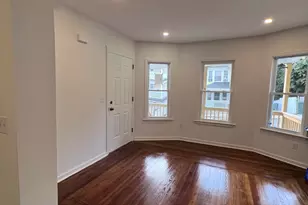 36 Vermont St, Waterbury, CT 06704 - Photo 8