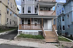 36 Vermont St, Waterbury, CT 06704 - Photo 2