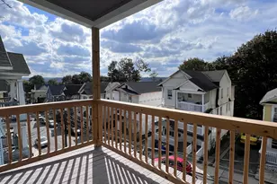 36 Vermont St, Waterbury, CT 06704 - Photo 6