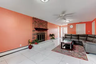 172 Eddy Ln, Newington, CT 06111 - Photo 4