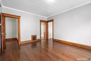 47 South St, Hartford, CT 06114 - Photo 16