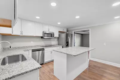 114 Lake Avenue, Bristol, CT 06010 - Photo 10