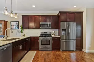 91 W Broad St, Stamford, CT 06902 - Photo 2