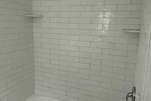 2078 Seaview St, Bridgeport, CT 06610 - Photo 6