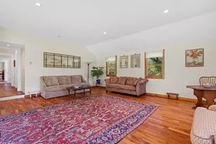 90 Duck Hole Rd, Guilford, CT 06437 - Photo 8