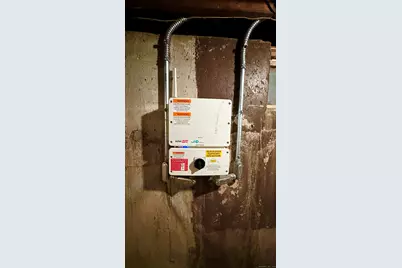 10 Greenbrier Drive, Bloomfield, CT 06002 - Photo 24