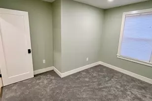 94 Perry St, Farmington, CT 06085 - Photo 24