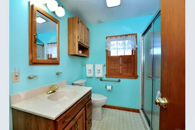 60 Filley Street, Windsor, CT 06095 - Photo 24