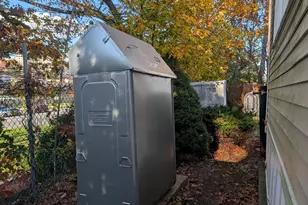 12 Horseshoe Dr, Shelton, CT 06484 - Photo 6