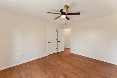 10 School Street Ext, Plainfield, CT 06374 - Photo 16