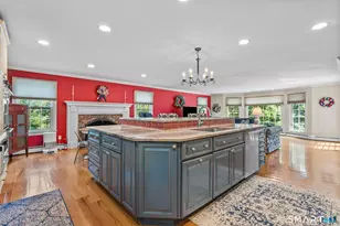 42 Sturbridge Hill Rd, New Canaan, CT 06840 - Photo 4