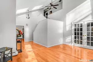 50 Habitat Ln, Bloomfield, CT 06002 - Photo 12