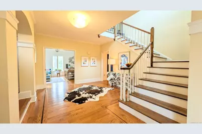 40 Hull Place, Ridgefield, CT 06877 - Photo 4