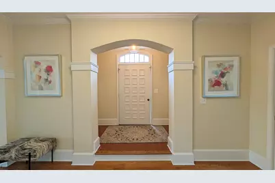 40 Hull Place, Ridgefield, CT 06877 - Photo 2