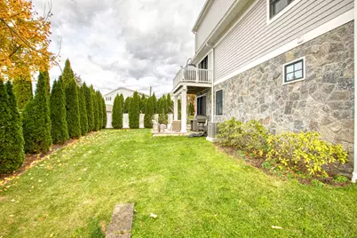 24 Harold Street #E, Greenwich, CT 06807 - Photo 2