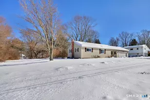 99 Frances Dr, Manchester, CT 06040 - Photo 2