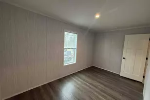 325 Kelly Rd, Vernon, CT 06066 - Photo 10